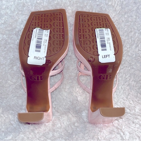 Gianni Bini Rhinestone Heart Platform Thong Sandals - Picture 8 of 8